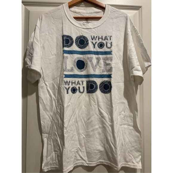 Do What You Love T-shirt size Large - Picture 1 of 2